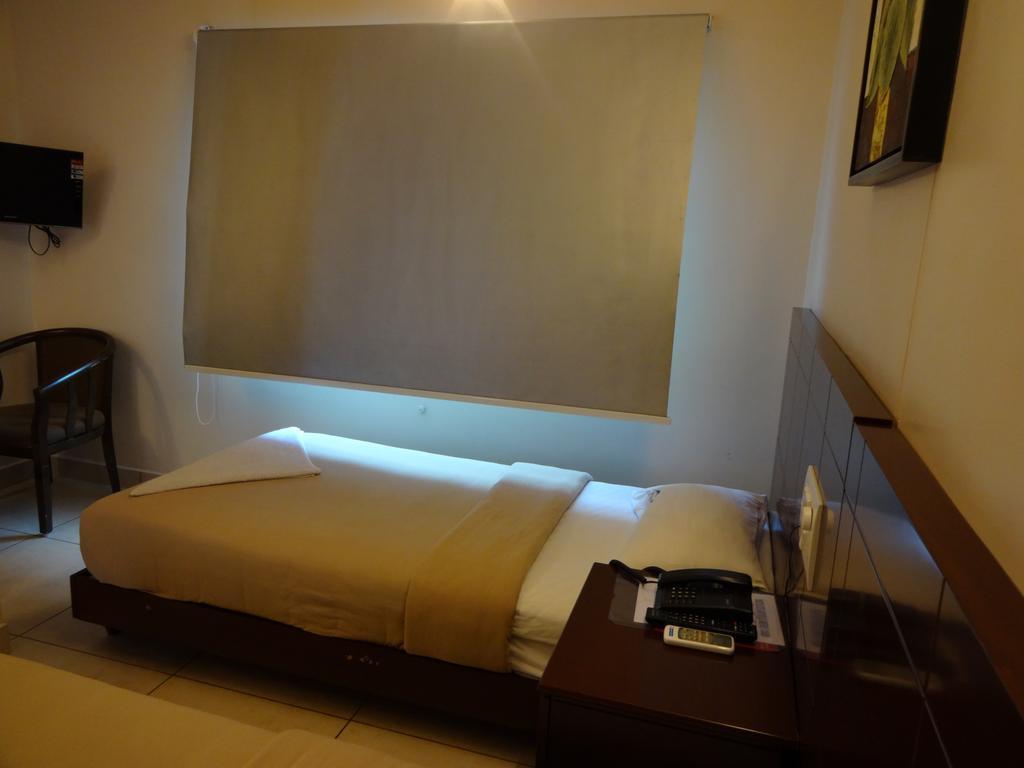 Hotel Sky Lite Coimbatore Exterior photo